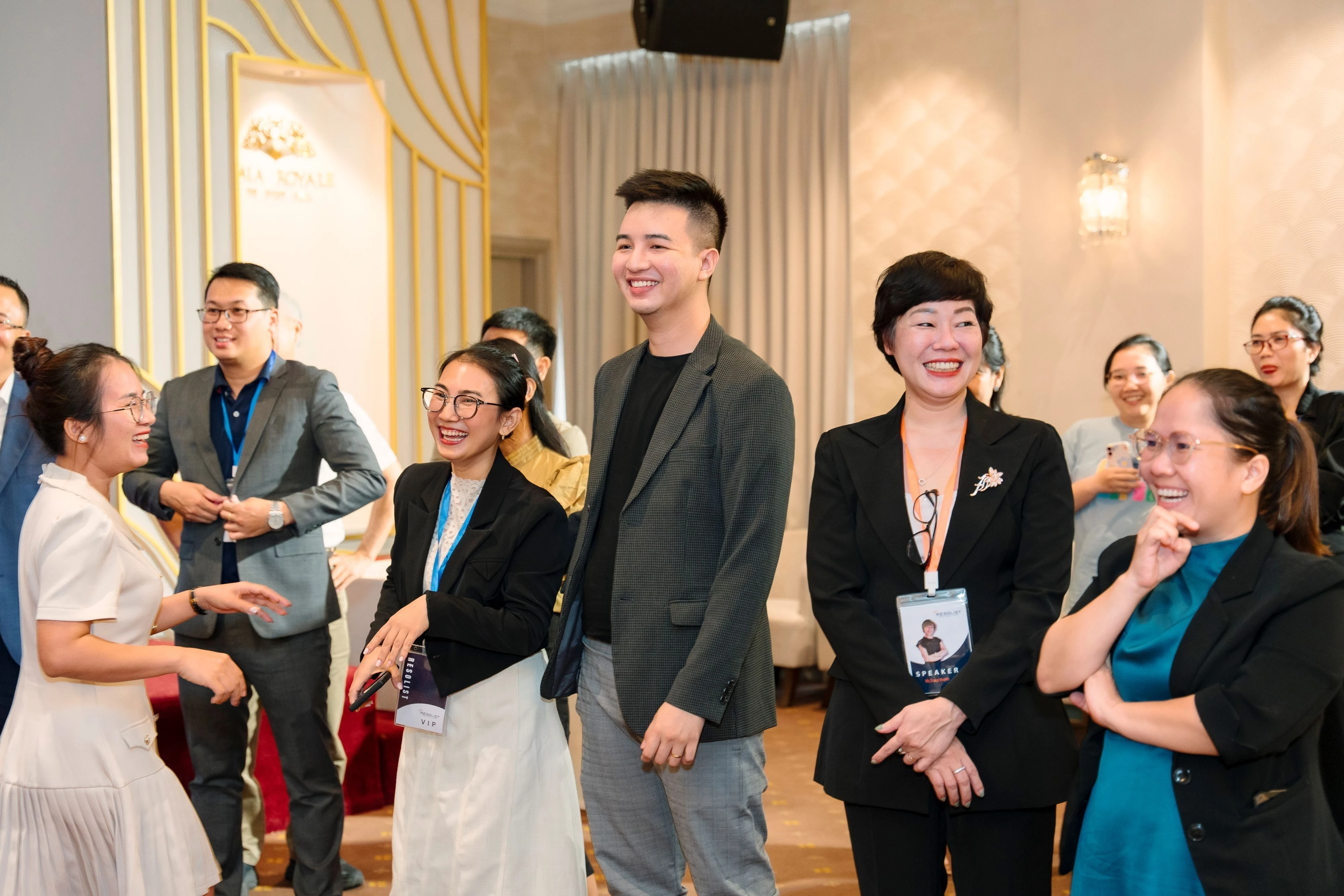 Khai trương trung tâm anh ngữ Resolist