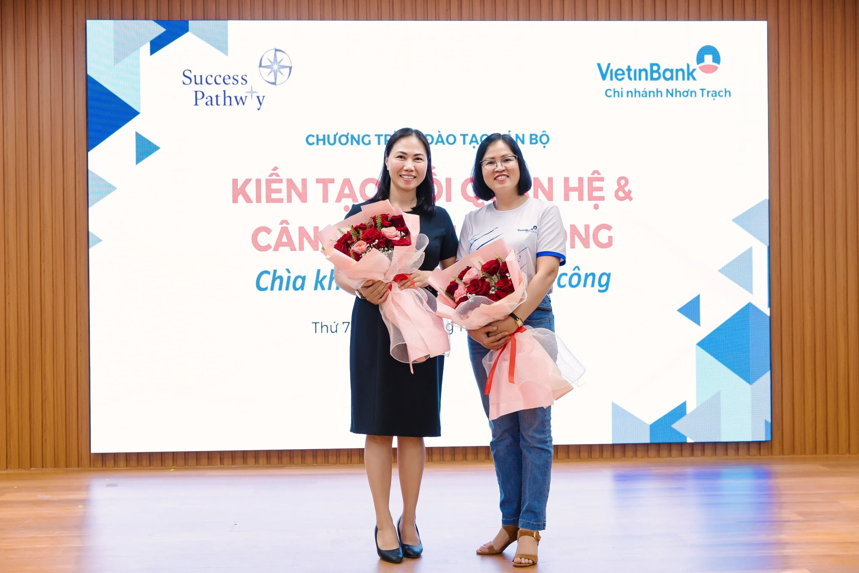 Hình ảnh đào tạo nội bộ ngân hàng Vietinbank chi nhánh Nhơn Trạch