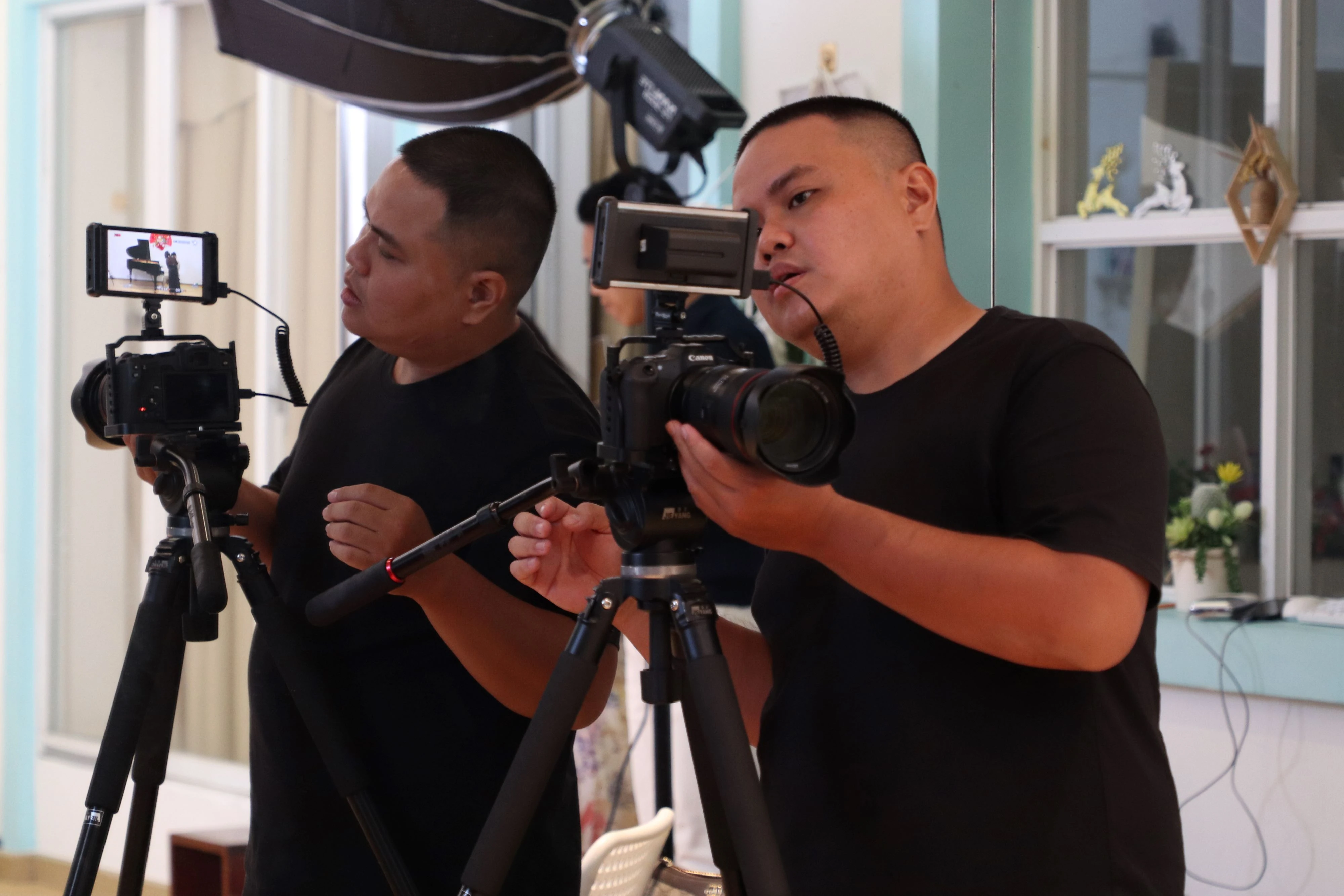 Một vài hình ảnh behind the scene