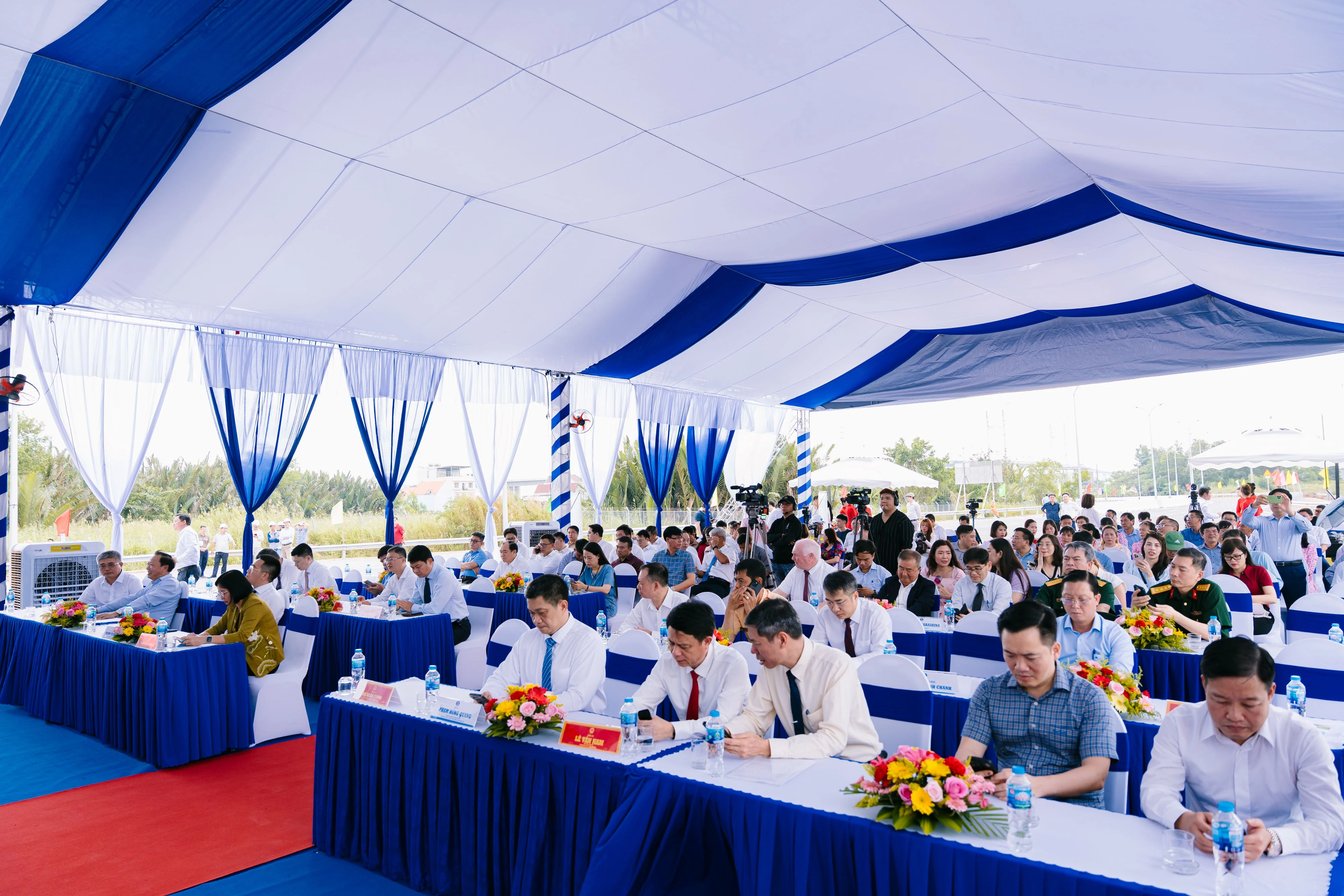 Một số hình ảnh của sự kiện