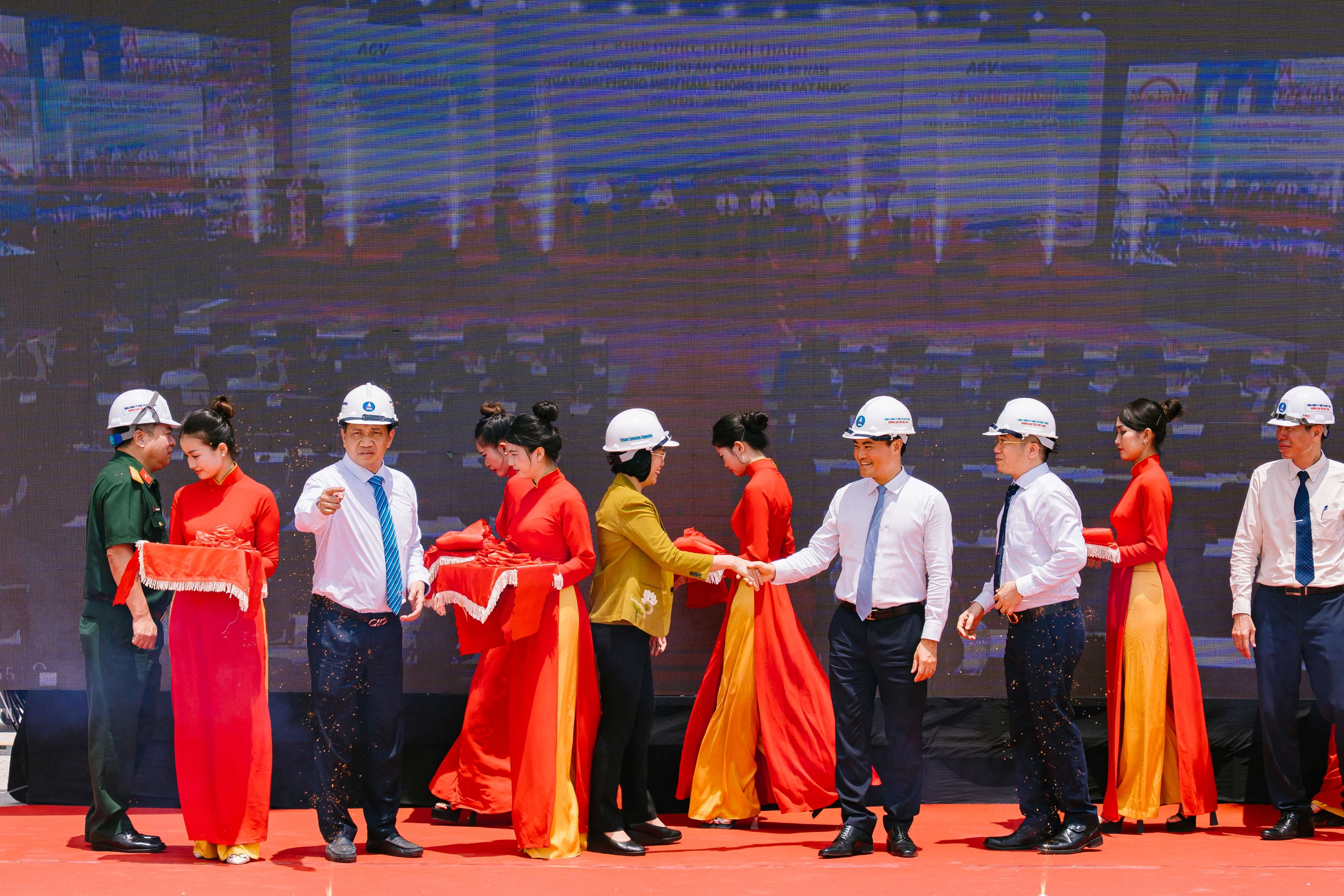 Một số hình ảnh của sự kiện